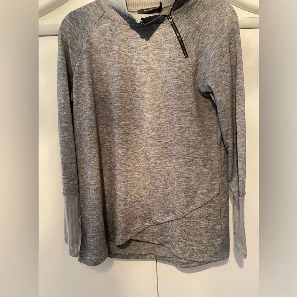 Doe & Rae Gray lightweight Sweater luxury boho style